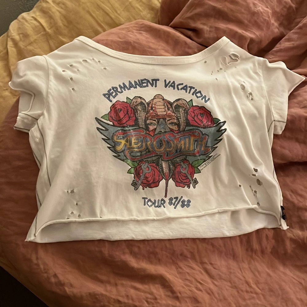 Cropped Graphic Tee